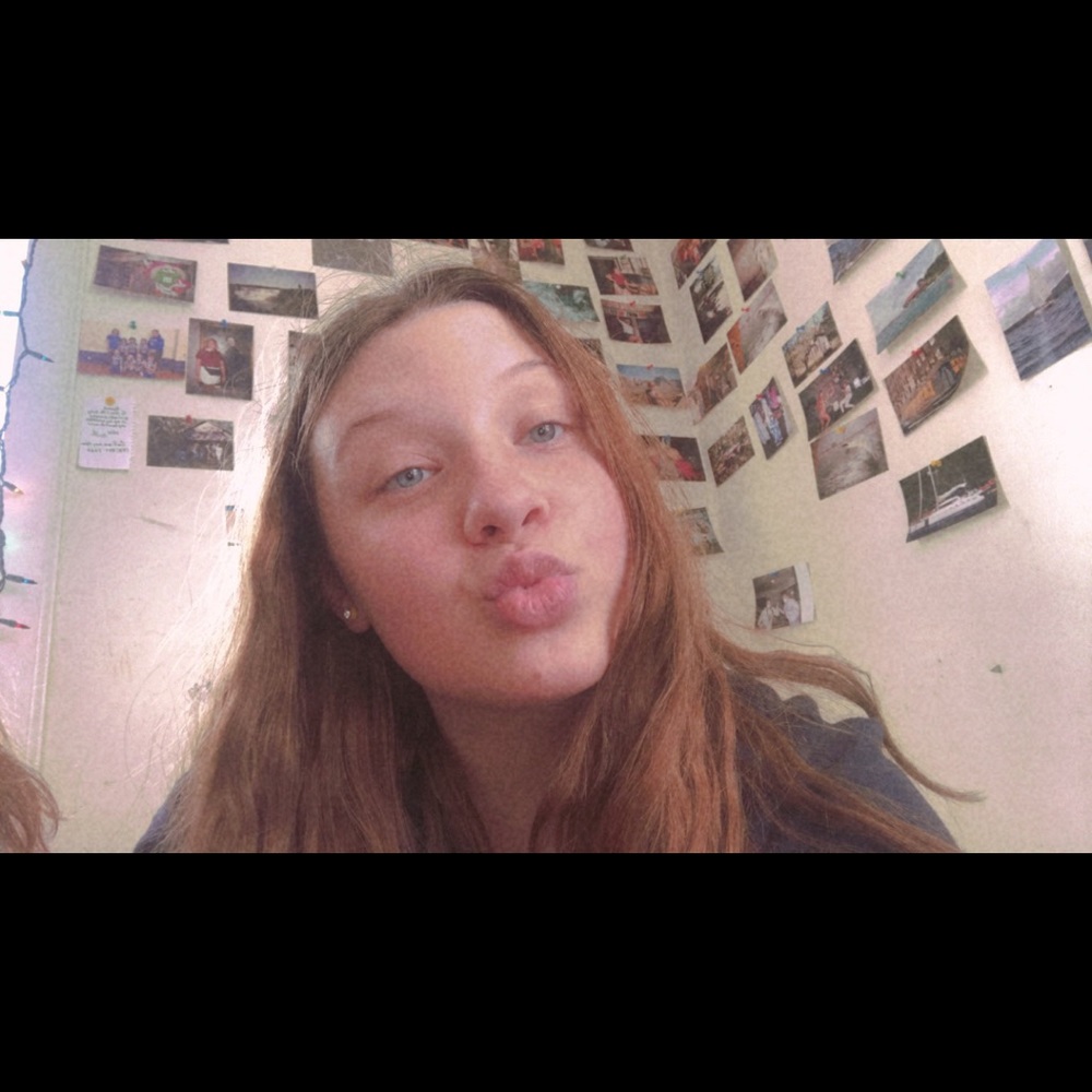 Meet your Posher, Mia